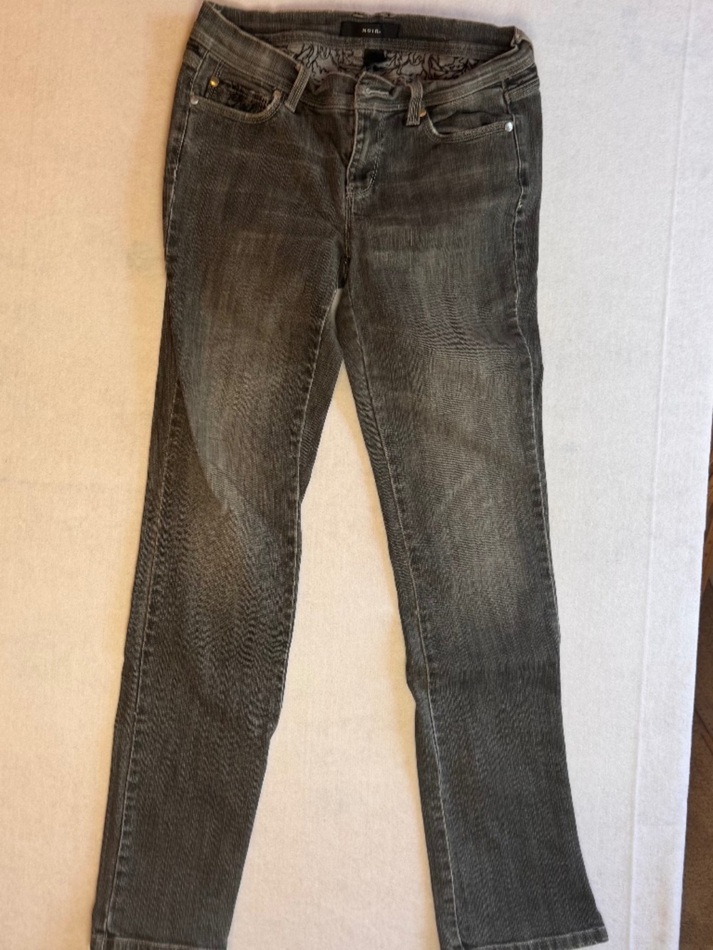 Straight Leg Low rise 90s Aesthetic Black Noir Jeans Size 4